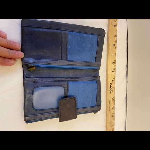Fossil wallet blue leather 8” - Picture 4 of 5